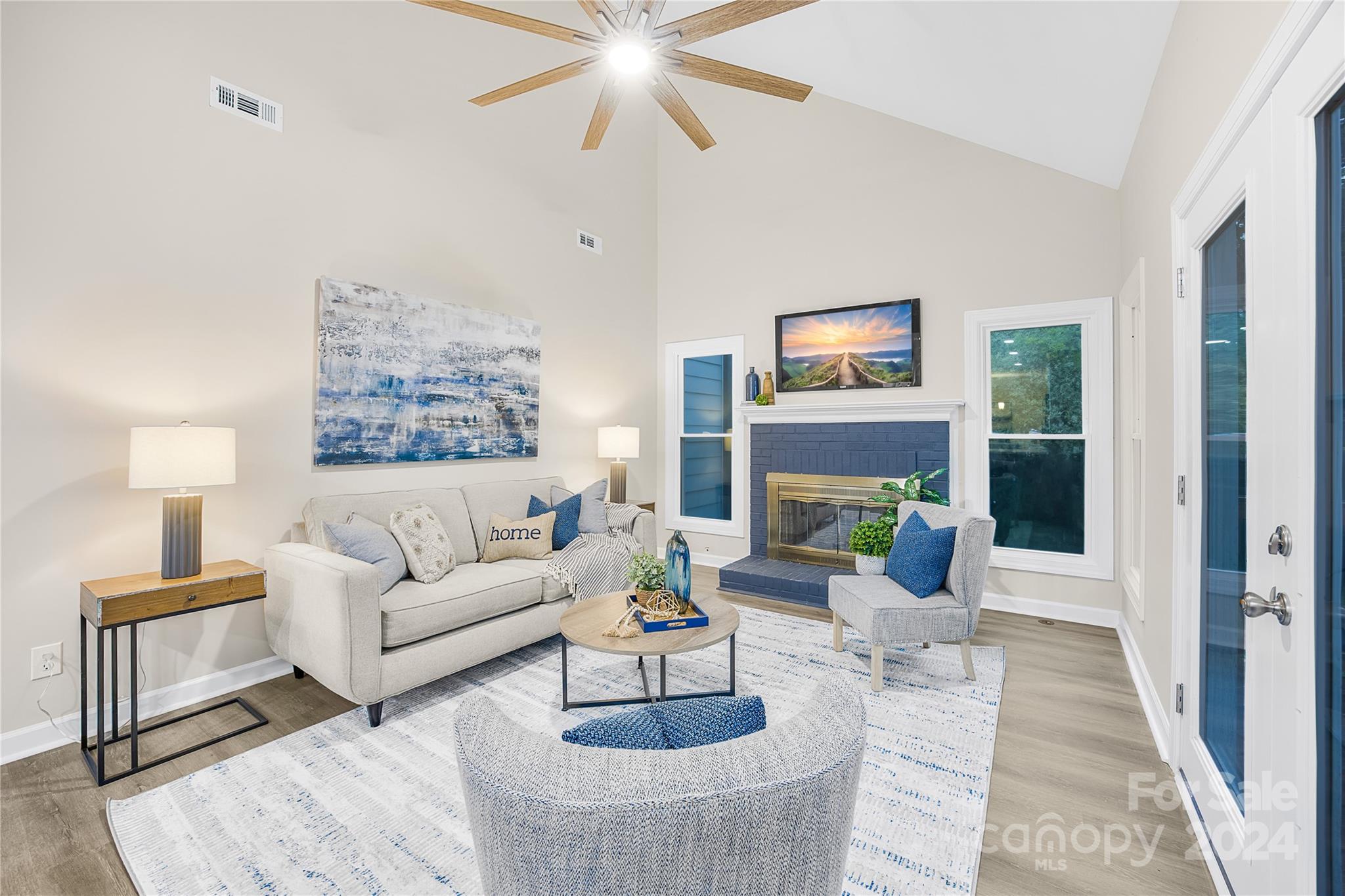 Hunters Gate - Residential