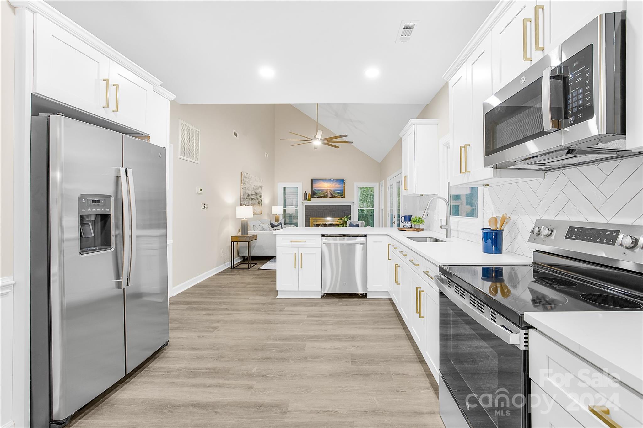 Hunters Gate - Residential