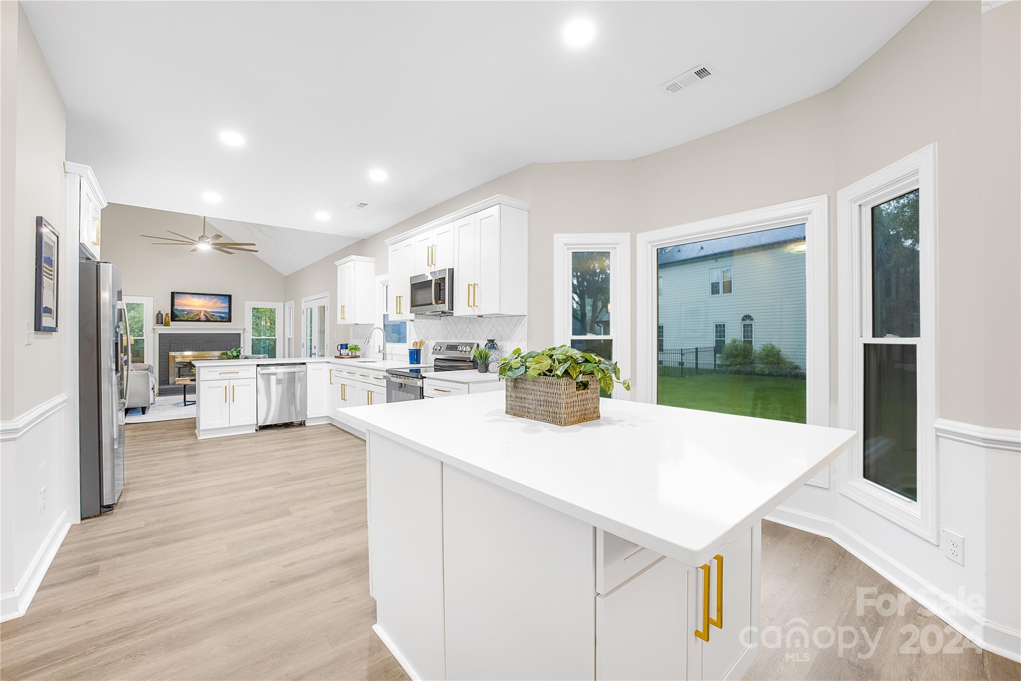 Hunters Gate - Residential