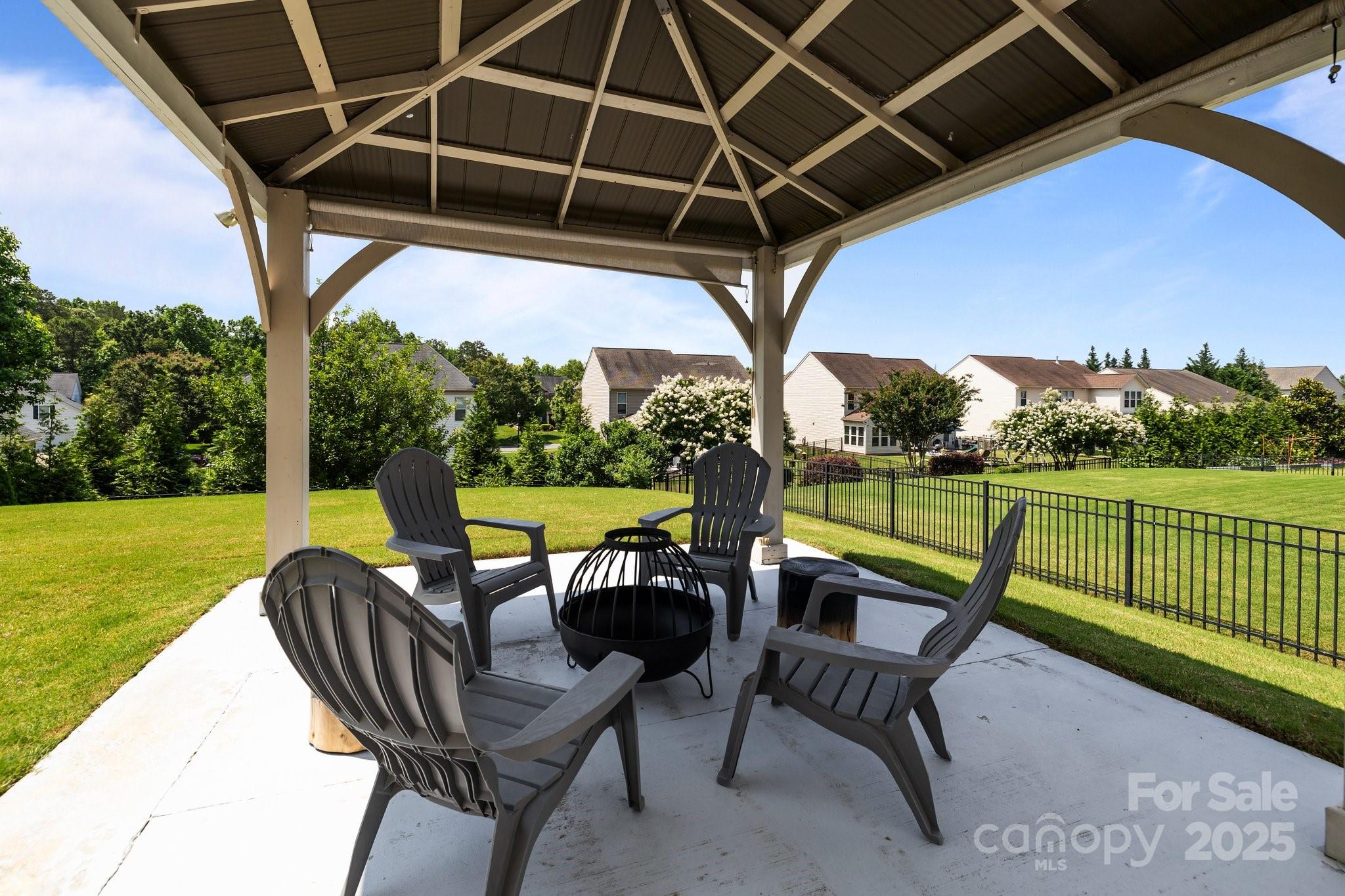 Audubon Lake - Residential