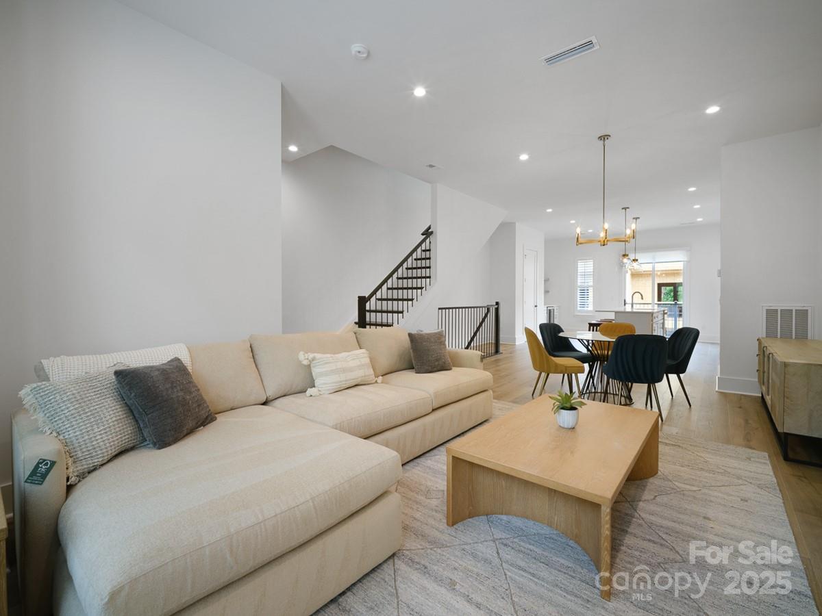 Elizabeth - Residential