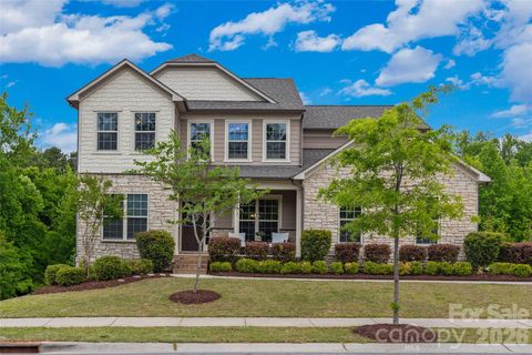 Photo of 2862 Creekview Drive, Waxhaw, NC 28173 (MLS # 4377395)