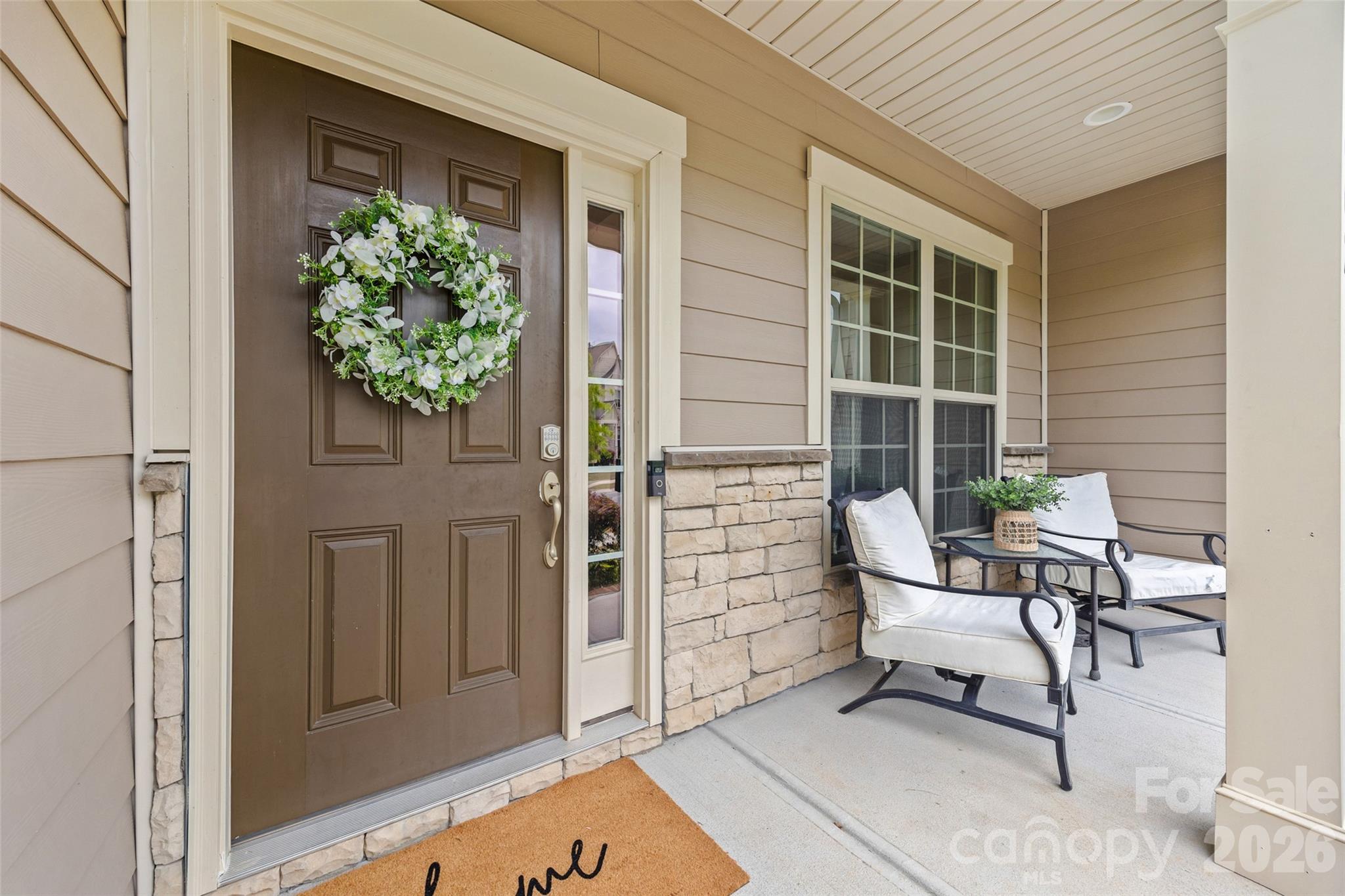 2862 Creekview Drive