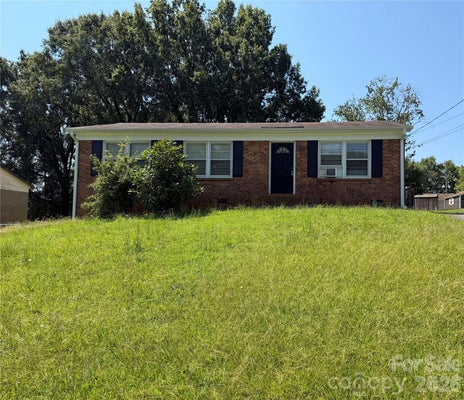3025 MATTHEWS DR, GASTONIA, NC 28052 - Image 1f67de61527ea2ebd857ef65486f0ca2/2244899370