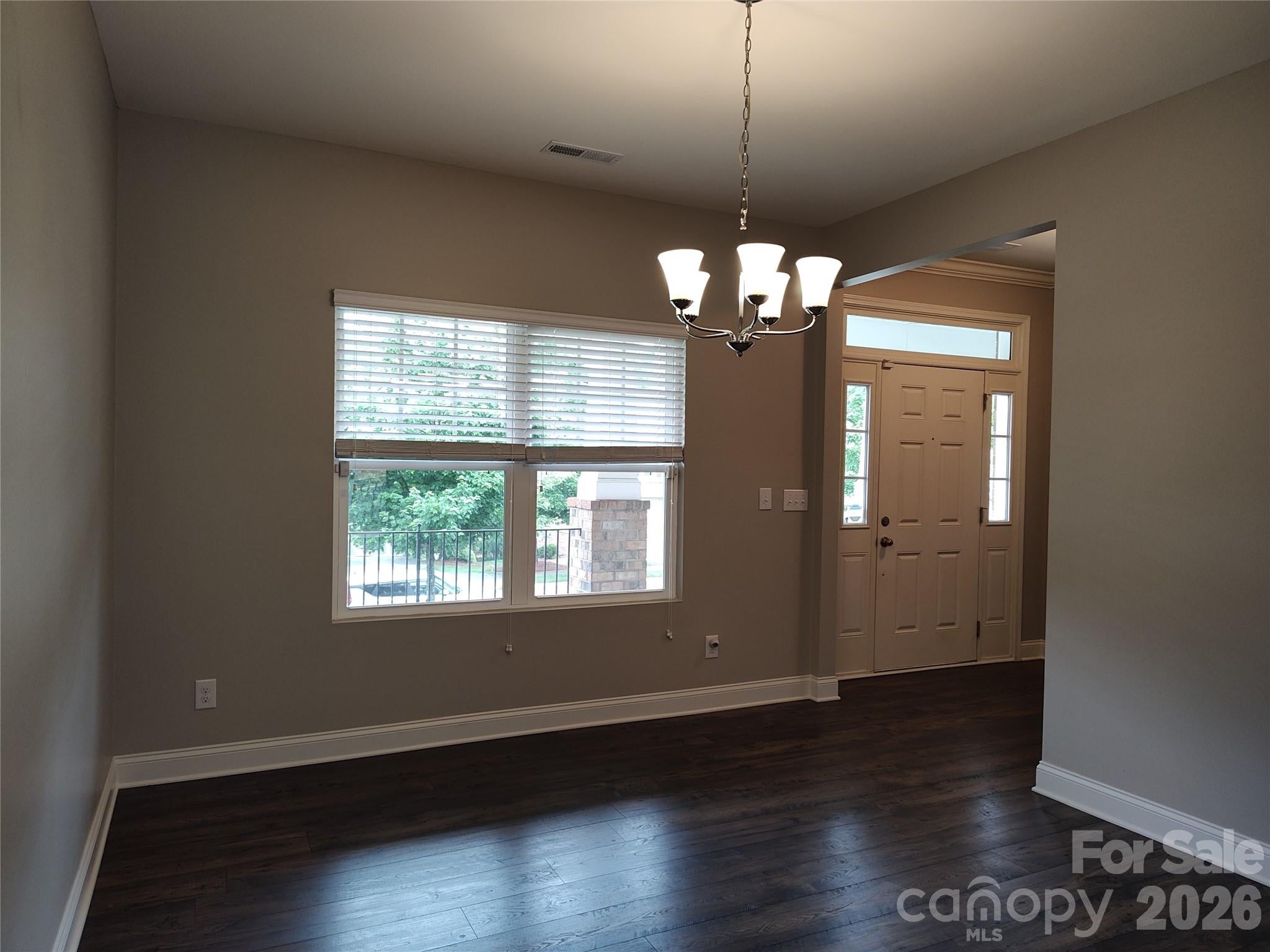 9415 Segundo Lane