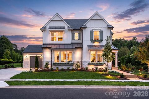 2000 Stratford Avenue Charlotte NC 28205