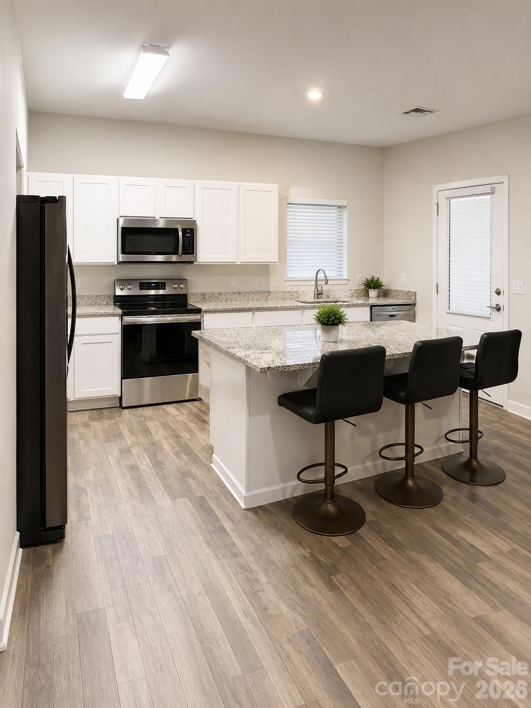 1100 Silvertrace Drive