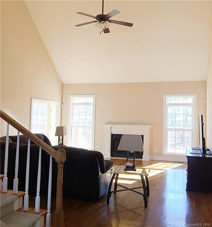 Stoneridge Lakes - Residential