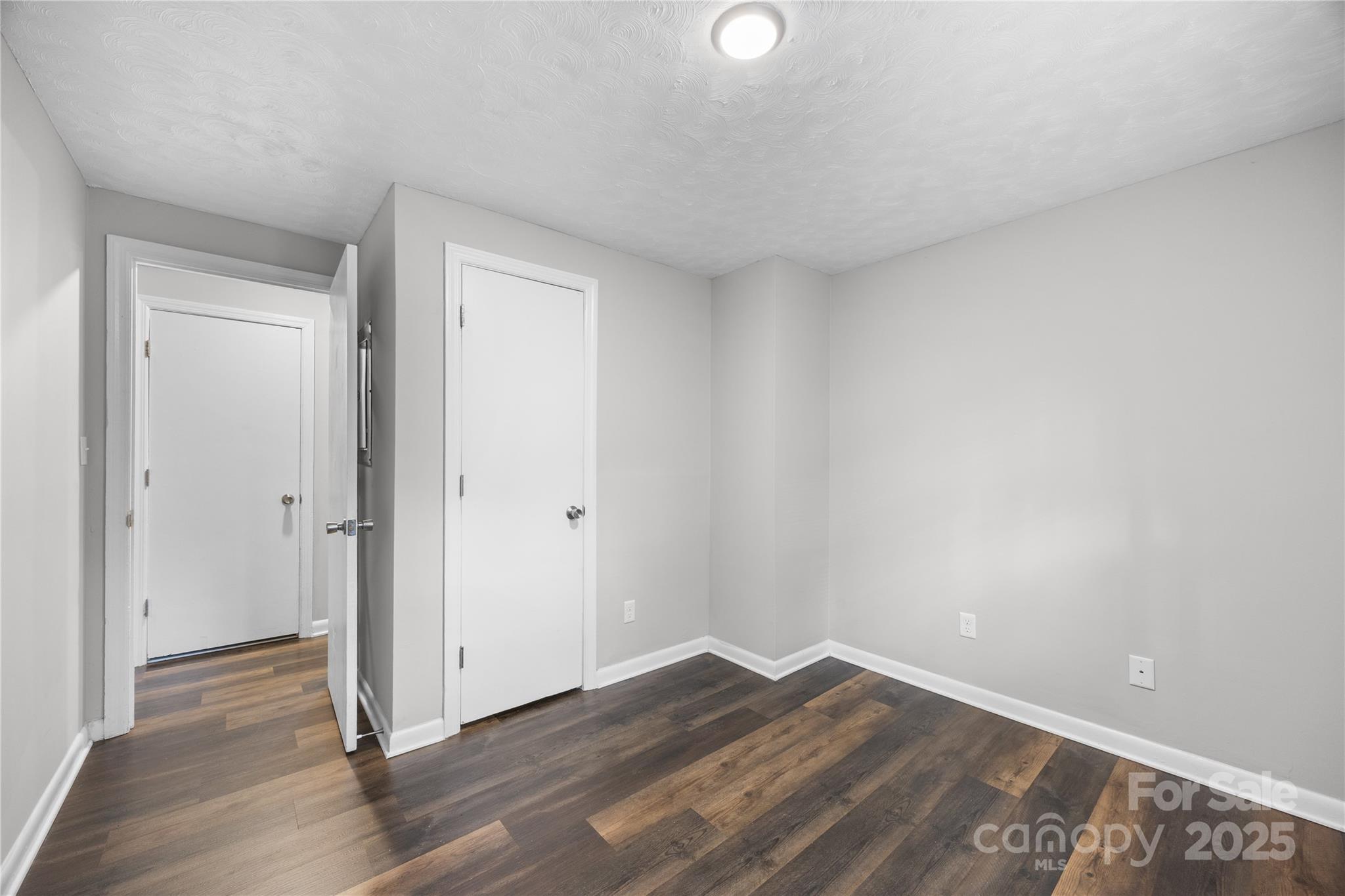 Hillcrest - Residential