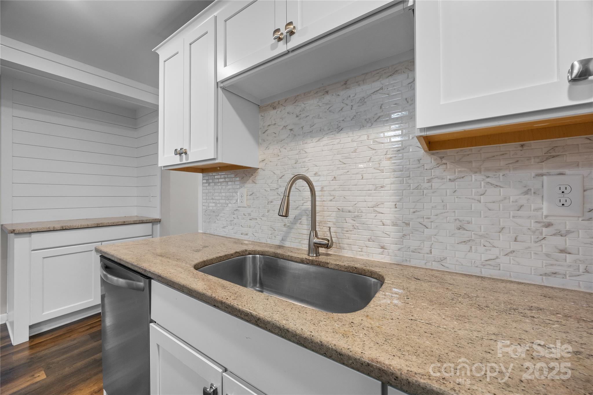 Hillcrest - Residential