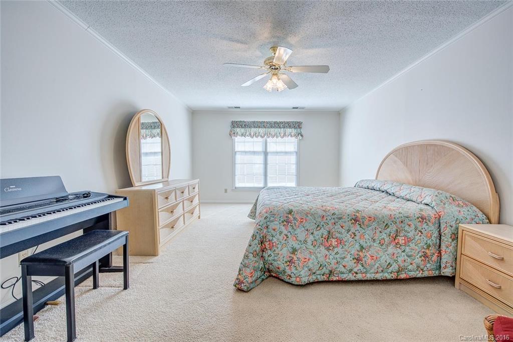 Carlton Commons - Residential