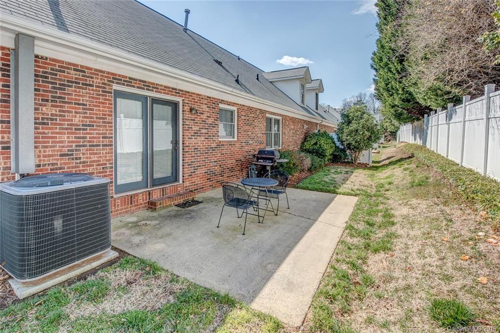 Carlton Commons - Residential