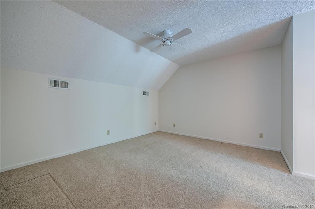 Carlton Commons - Residential