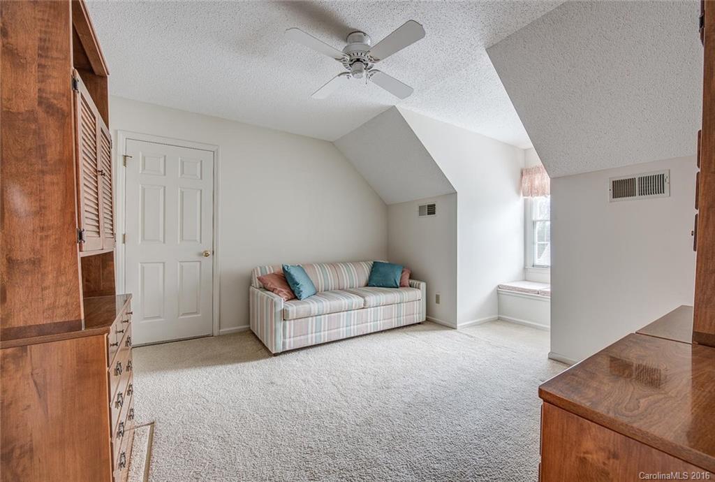 Carlton Commons - Residential