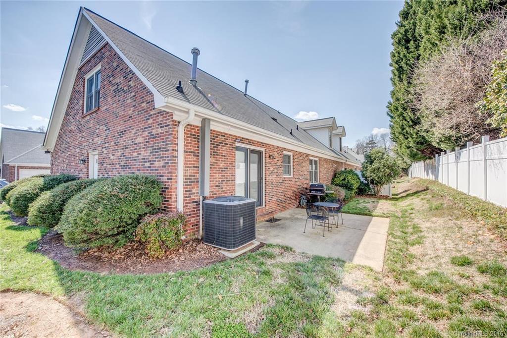 Carlton Commons - Residential