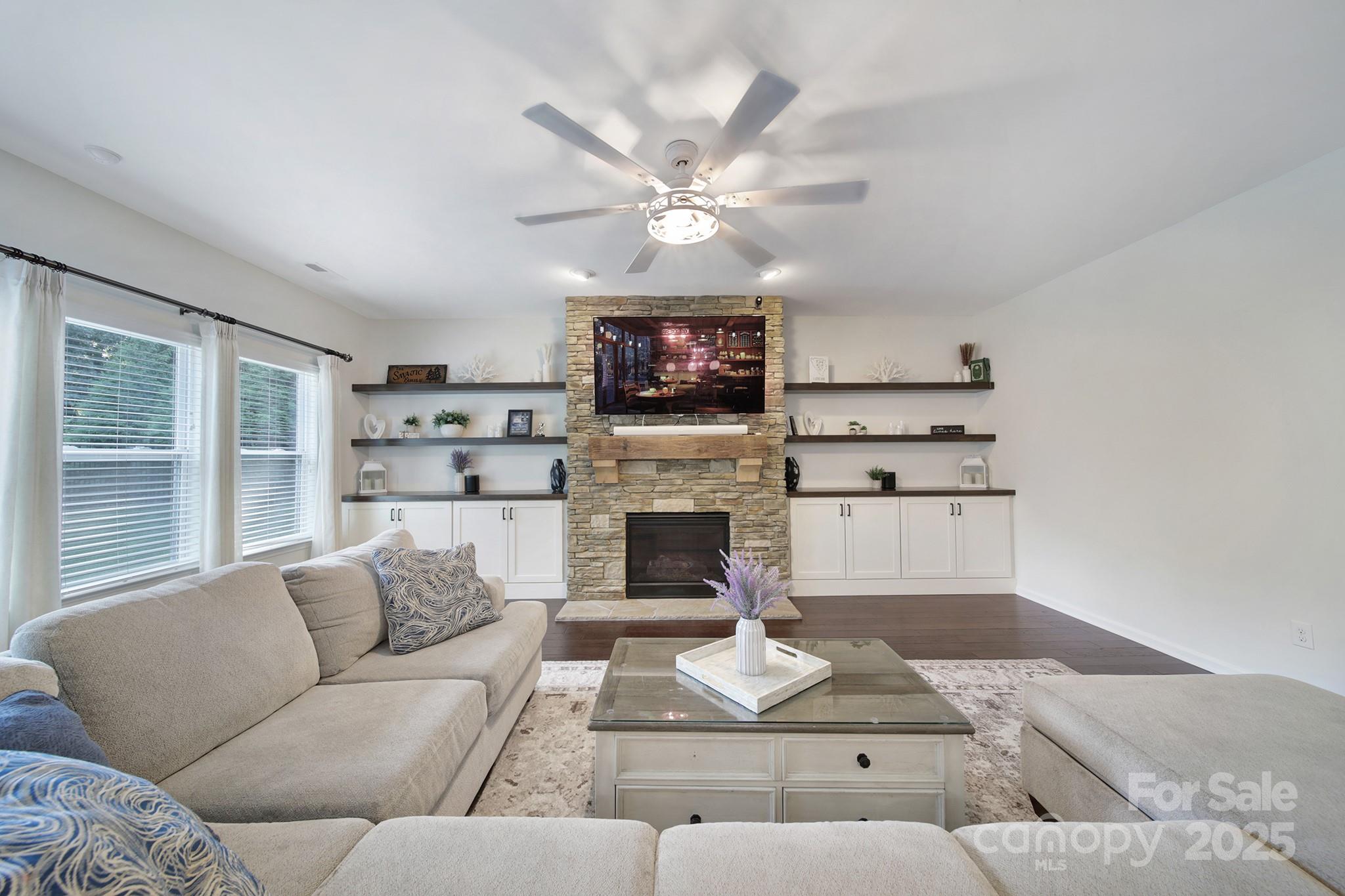 Fox Ridge - Residential