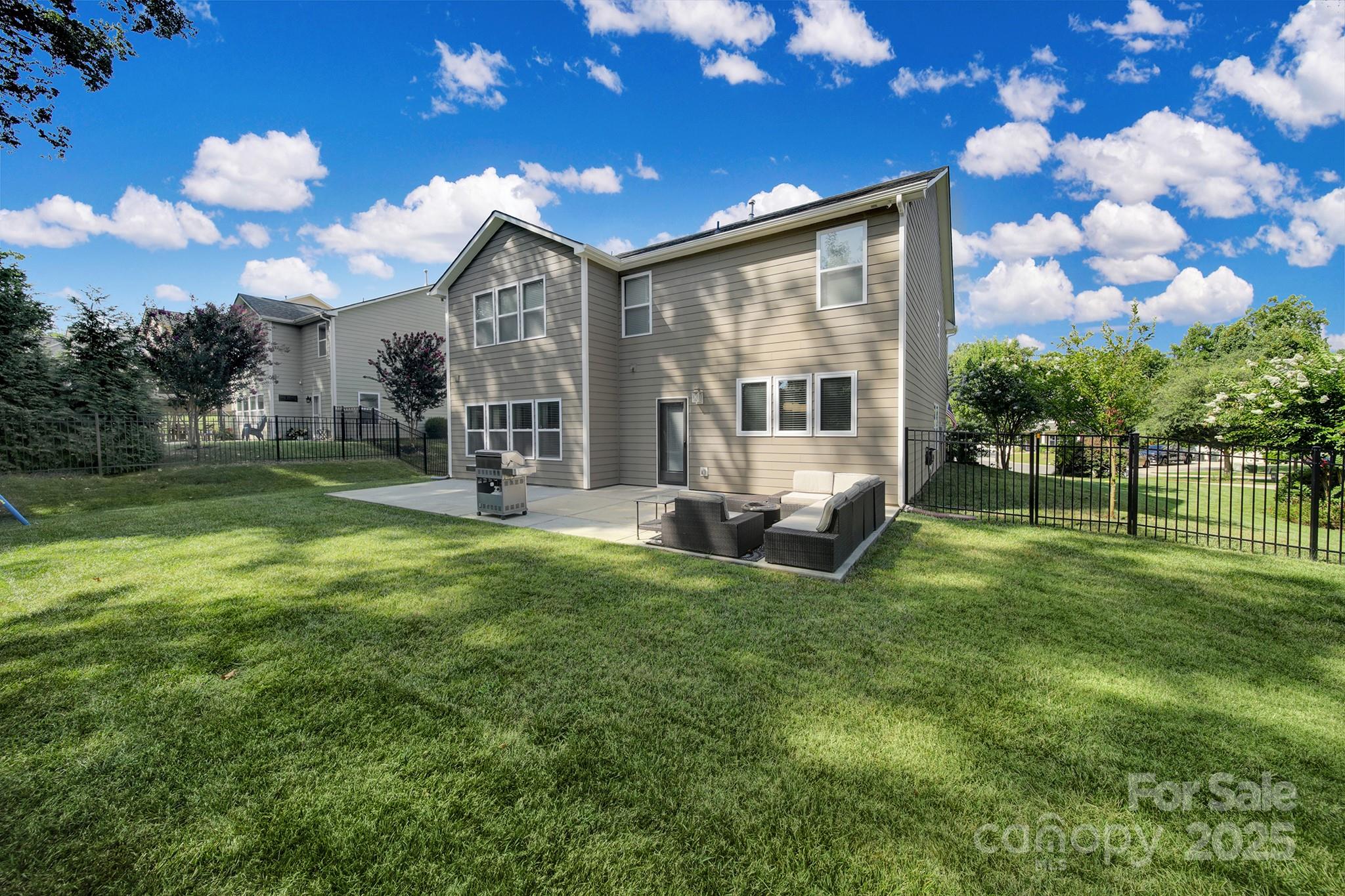 Fox Ridge - Residential