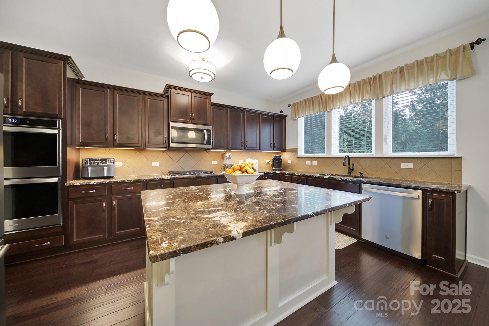 Fox Ridge - Residential