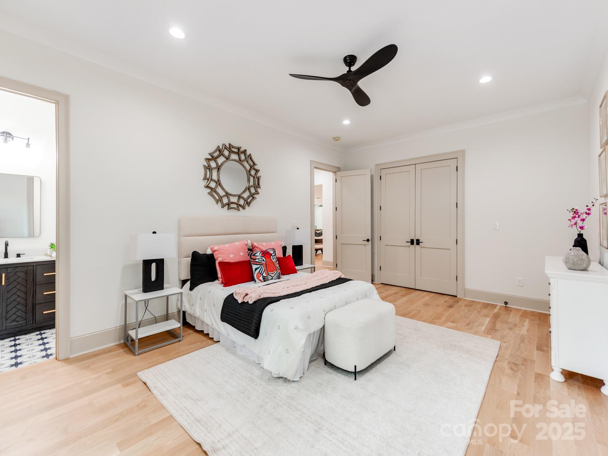 Sherwood Forest - Residential