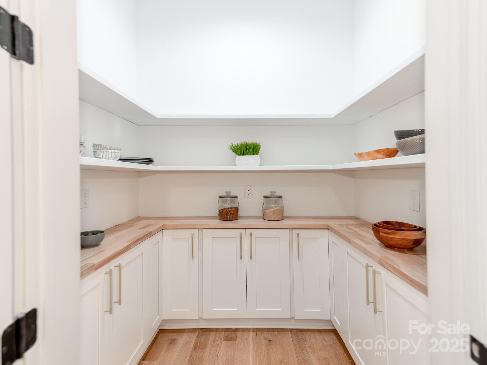 Sherwood Forest - Residential