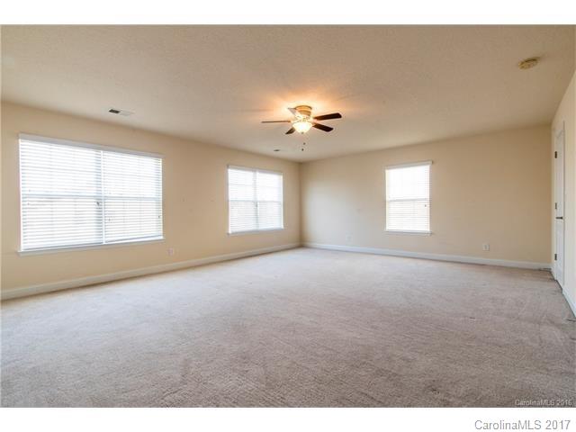 villages of denver - Residential Lease