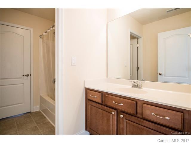 villages of denver - Residential Lease