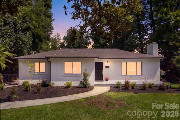 943 HICKORY NUT ST, CHARLOTTE, NC 28205 - Image 1f77db826e13c95da3ec33c70e5928e7/3386559074