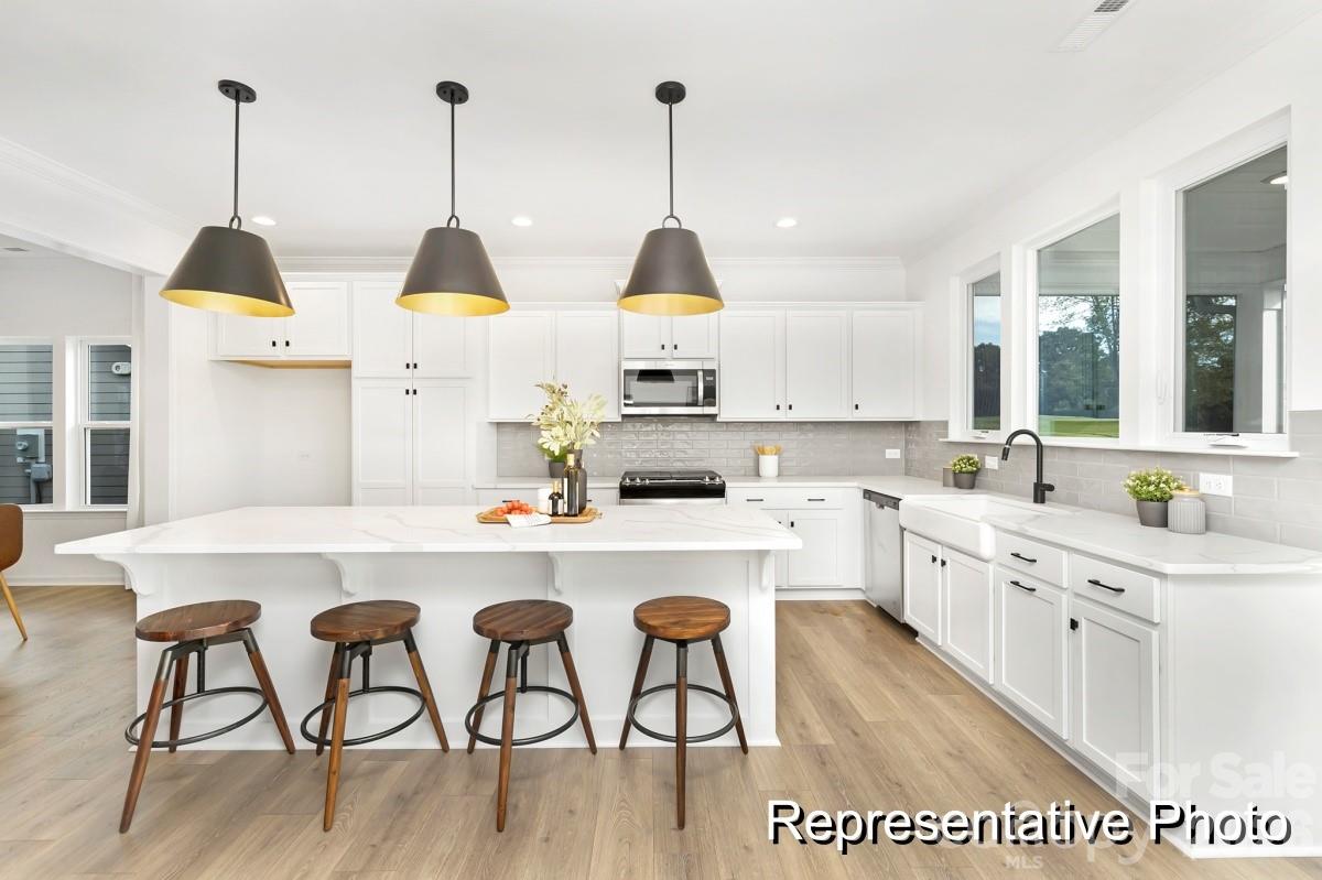 1140 Lorrie Lane 324p