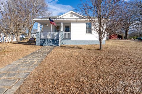 Photo of 2137 Lane Street, Kannapolis, NC 28083 (MLS # 4346261)