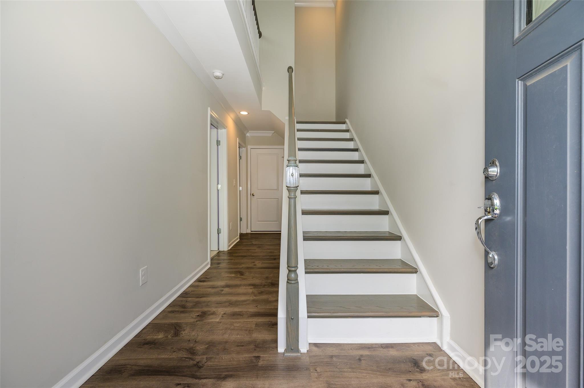 604 TUDOR PARK Way
