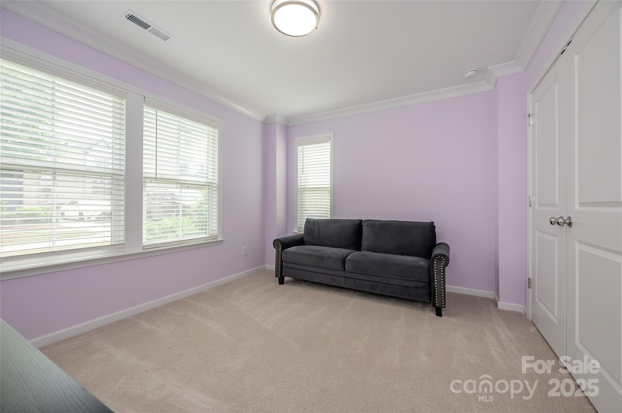 604 TUDOR PARK Way