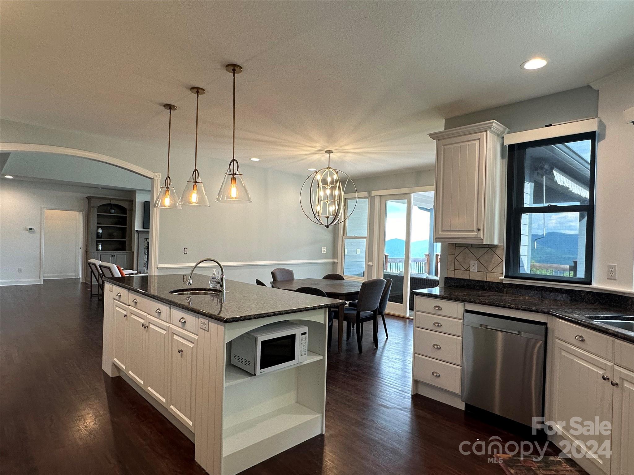 Black Mountain Estates - Residential