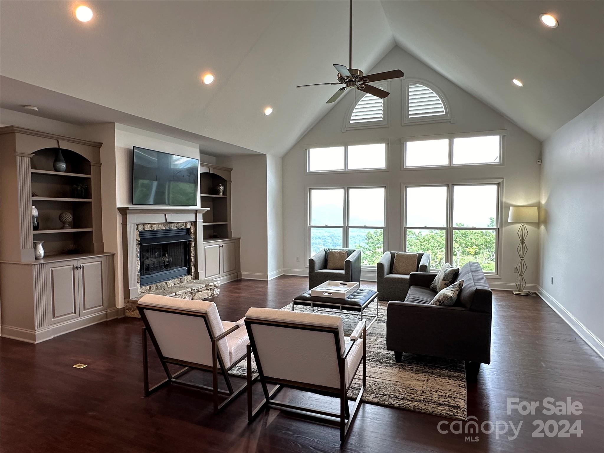 Black Mountain Estates - Residential