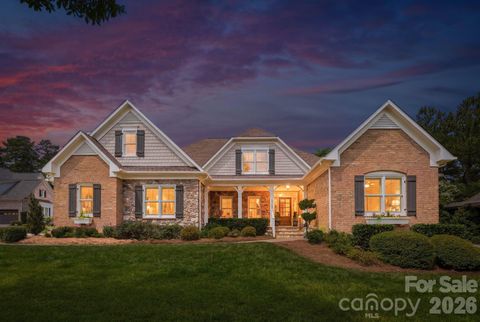 Photo of 18527 Carnegie Overlook Boulevard, Davidson, NC 28036 (MLS # 4391080)