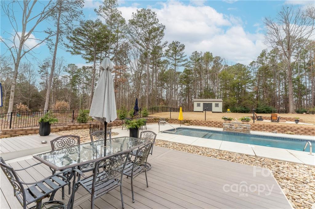 Regal Pines - Residential