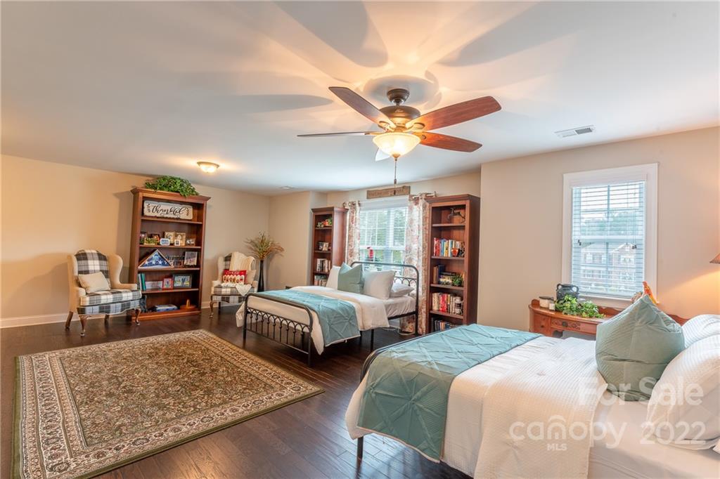 Regal Pines - Residential