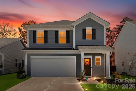 145 Baucom Street Charlotte NC 28216