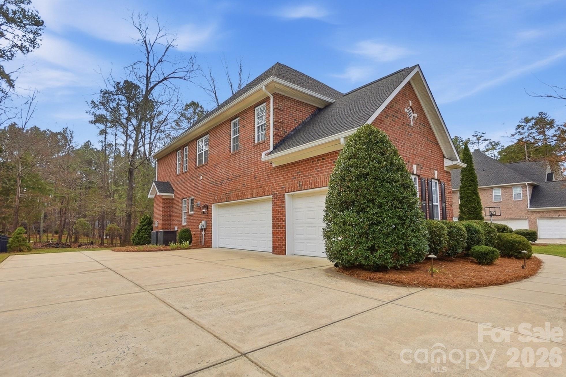 The Estates At Wesley Oaks - Residential