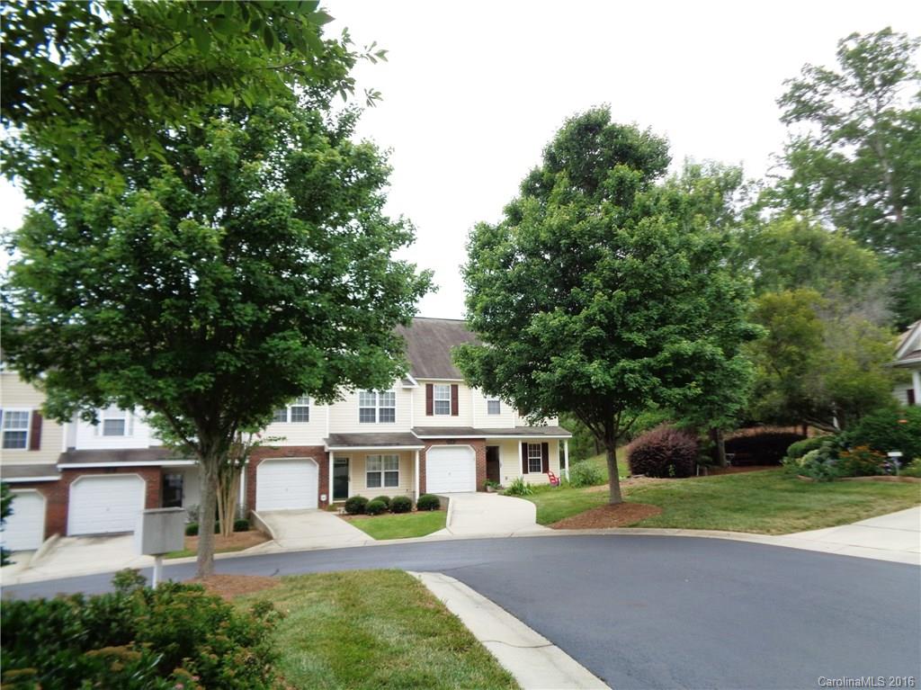 Old Stone Crossing - Residential