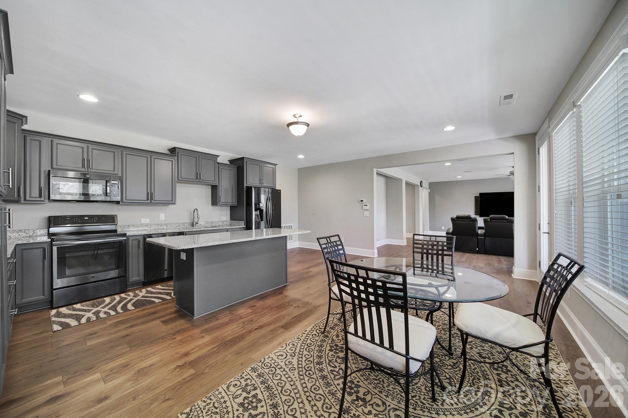 The Palisades - Residential