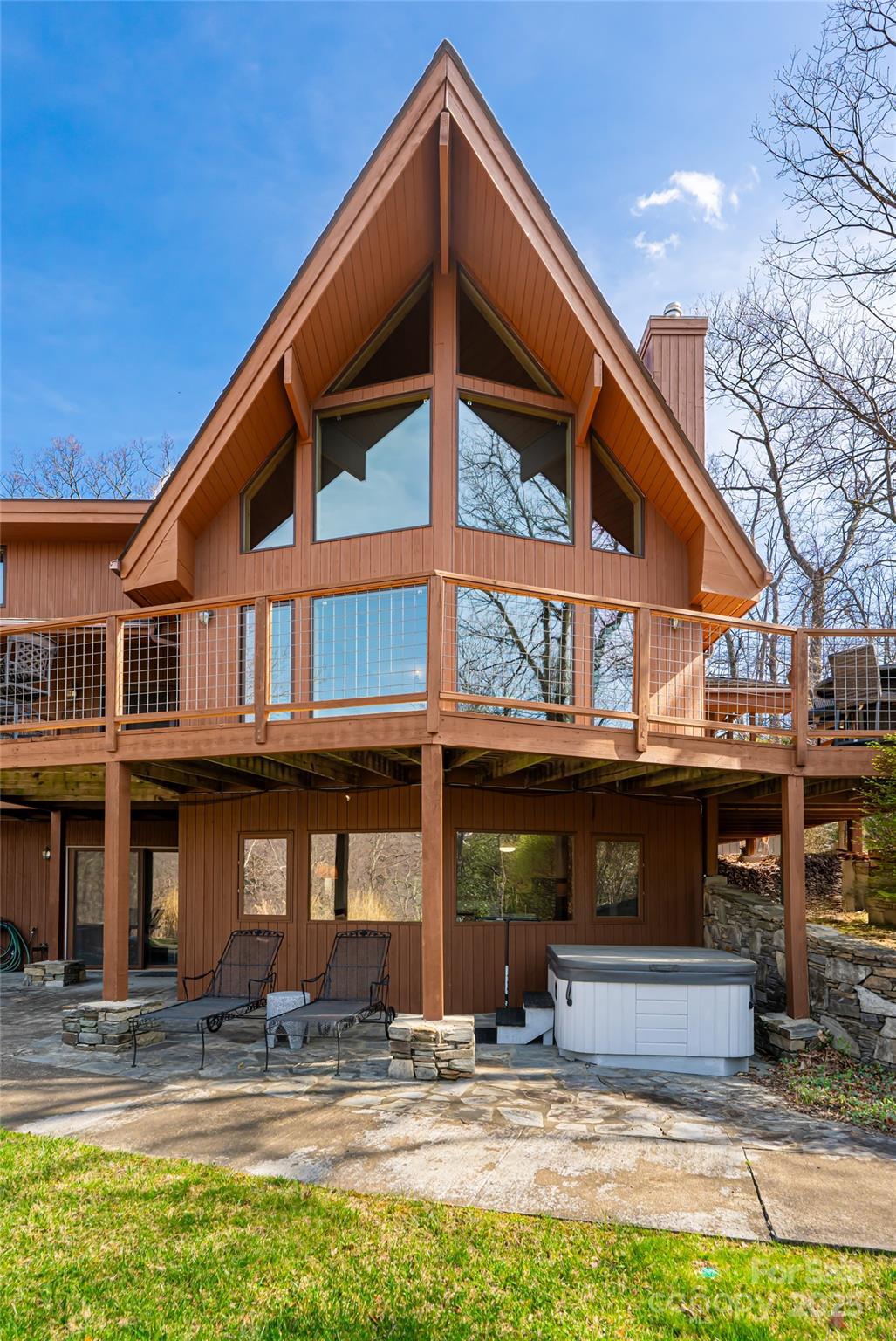 6 Orchard Knob Lane