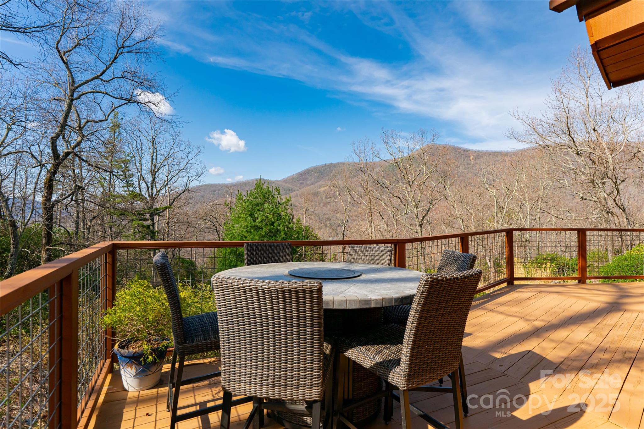 6 Orchard Knob Lane