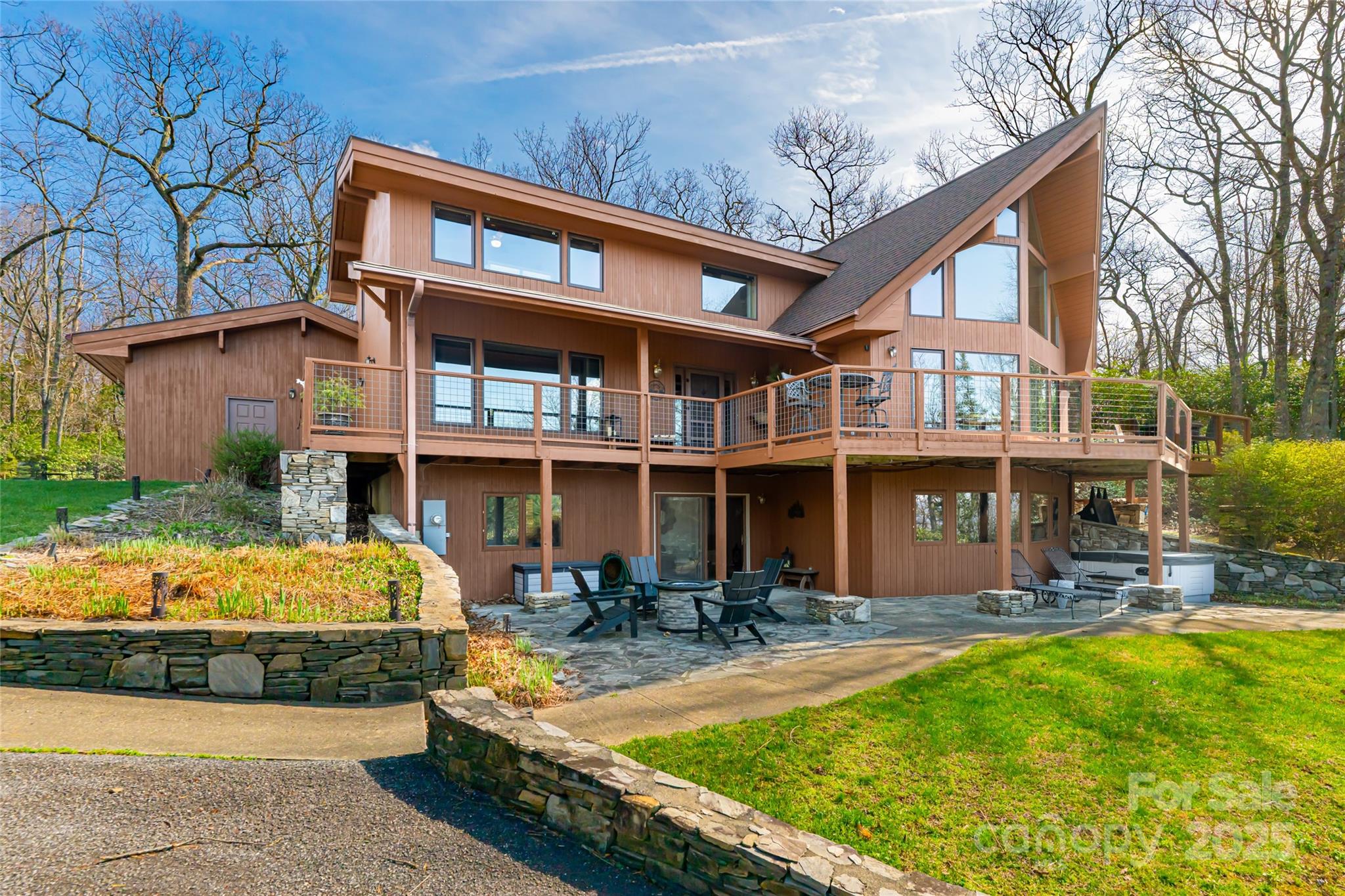 6 Orchard Knob Lane
