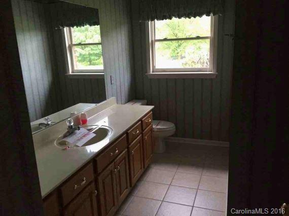 Meadow Oaks - Residential