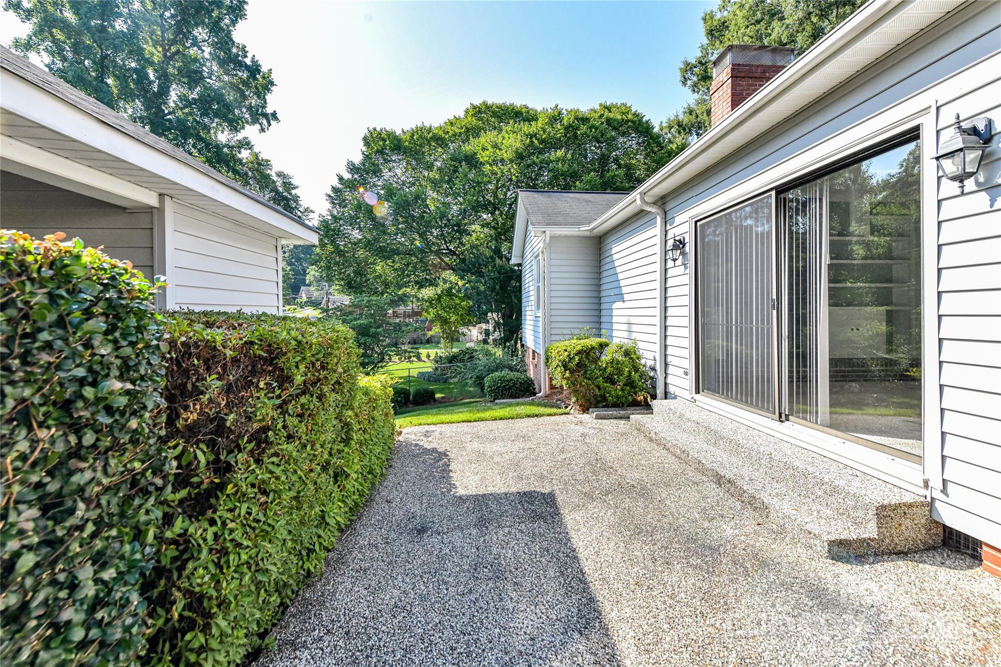 6811 Old Reid Road