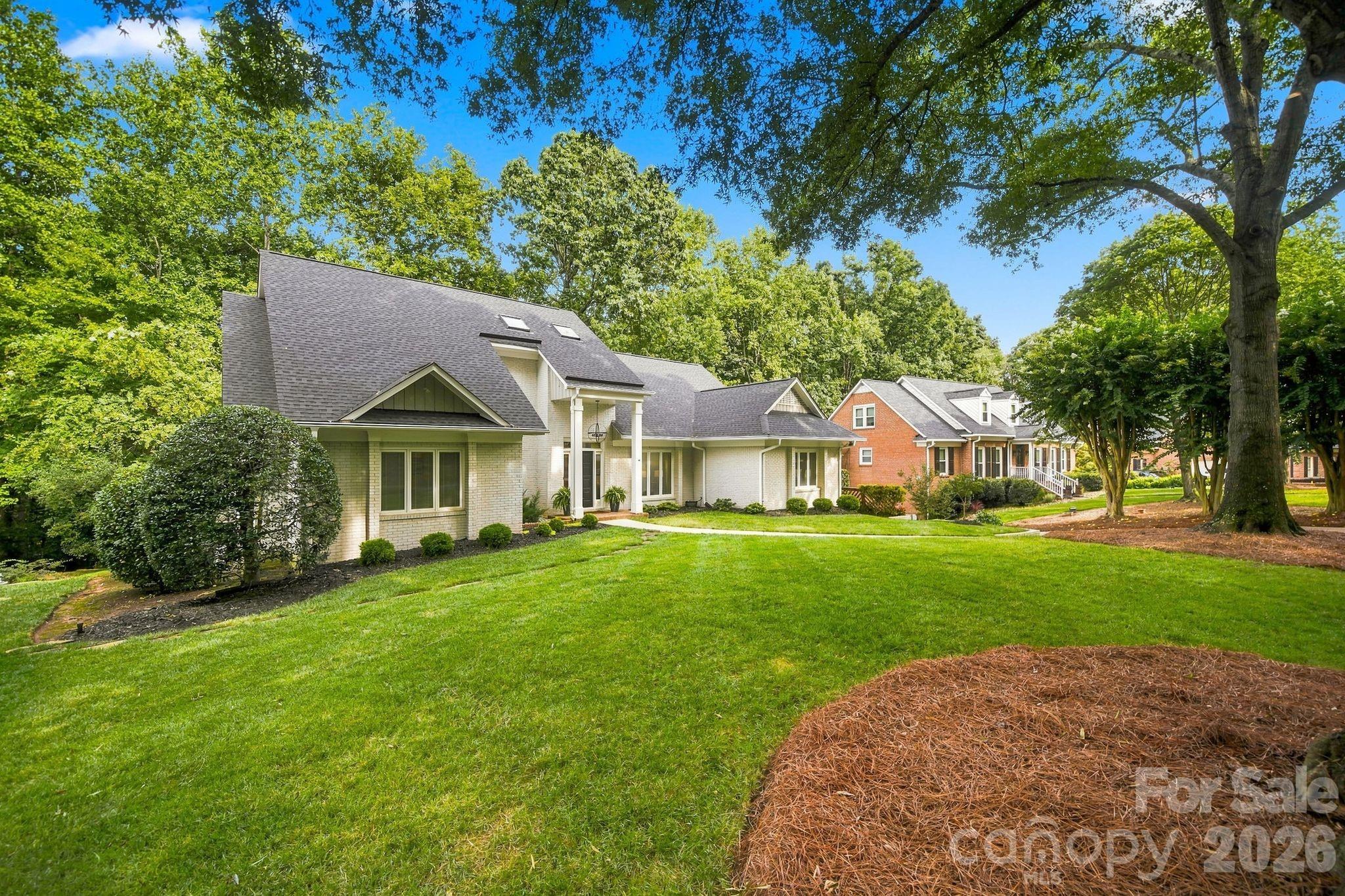 6643 Colston Court