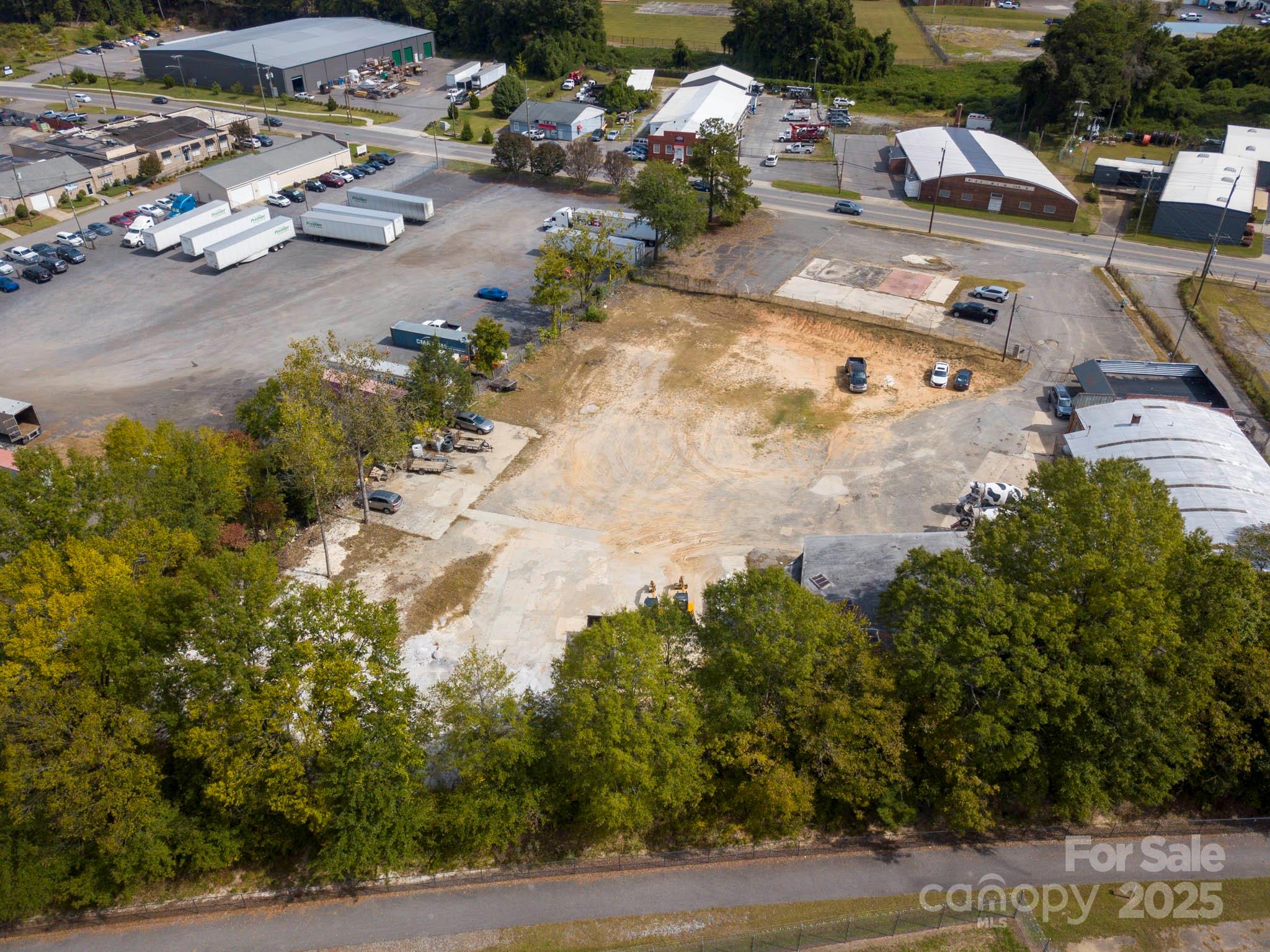 901 Dr Martin Luther King Jr Way