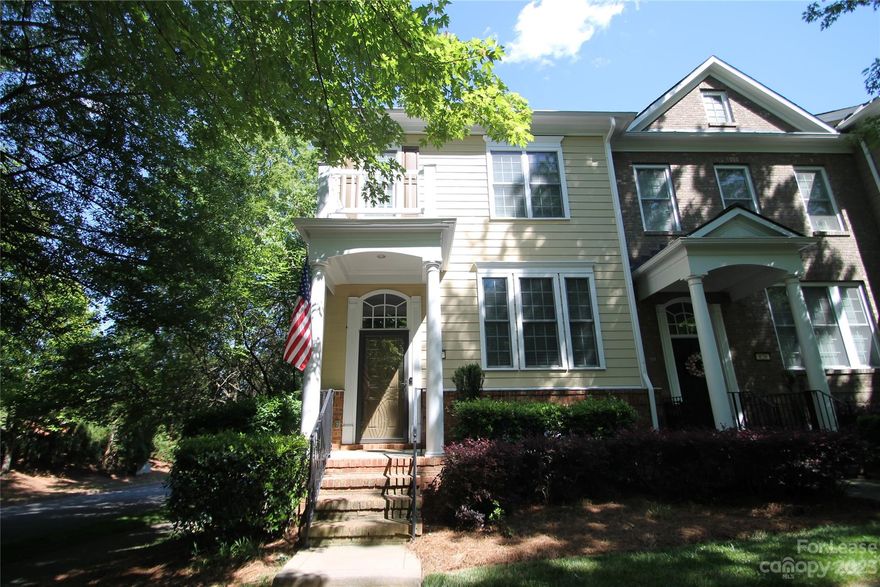 Beautiful Townhouse Located in Baxter Community in Fort Mill, SC, Very Close to I 77, Local Shopping and Restaurants, 4 Bedrooms (3 Bedrooms Located on 3rd Level-Master with Full Bathroom & 1 Full Bathroom & 1 Bedroom Located on 1st Level & 1 Full Bathroom) 3.5 Bathrooms (Half Bathroom on 2nd Living Level), Living Room with Gas Fireplace, Dining Room Area, Kitchen with Gas Range, Refrigerator, Dishwasher & Microwave. Laundry Closet Located on 3rd Level with Washer & Dryer. Deck off of Kitchen. 2 Car Garage. Single Family Only.
No Smoking/No Vaping. Call Owner For All Pet Permission/NO CATS. Maximum Occupants 5. By Appointment Only (Available by June 1, 2023).