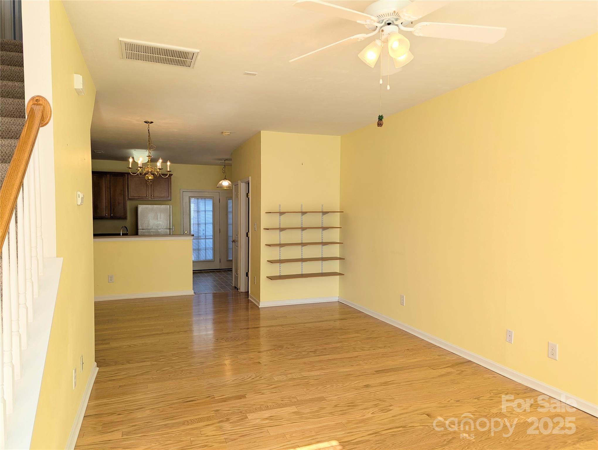 3812 York Alley
