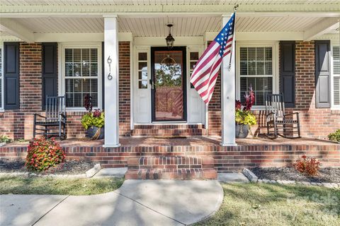 616 Coulwood Drive Charlotte NC 28214